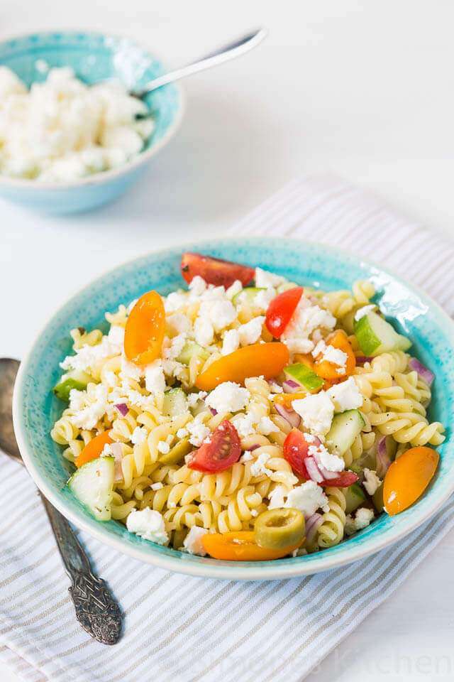 Greek pasta salad with tomatoes insimoneskitchen.com