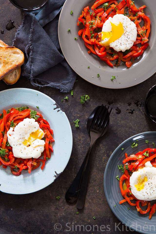 sweet pepper with poached egg insimoneskitchen.com