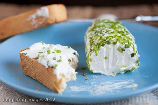 Freshly made goat cheese with chives | insimoneskitchen.com