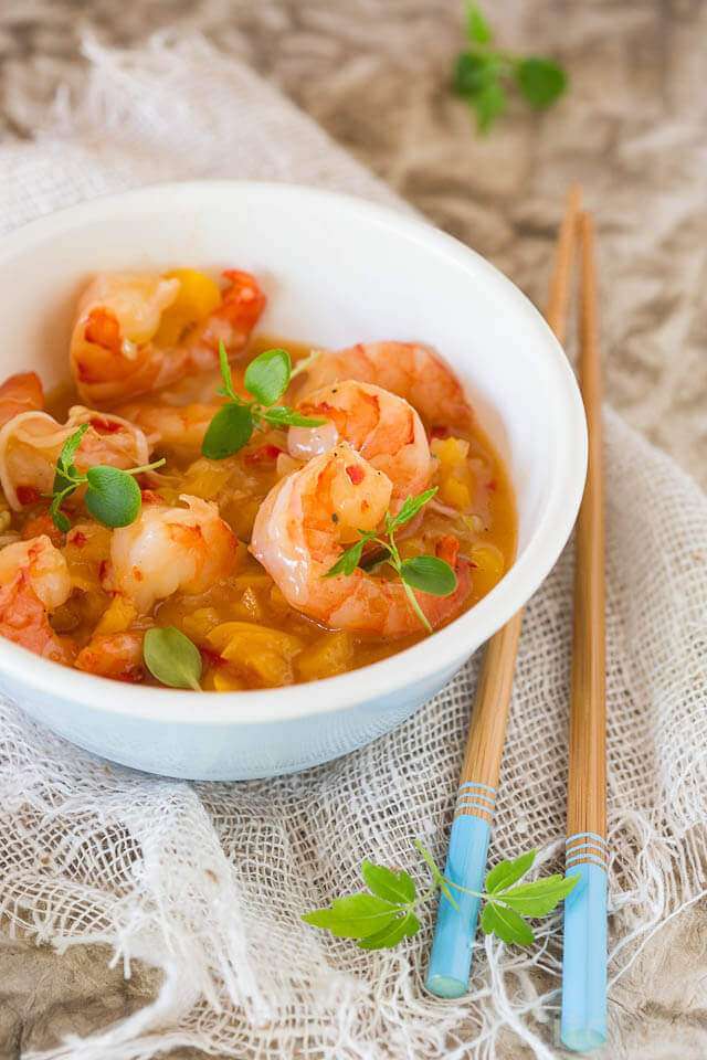 Sweet and sour prawns in 15 minutes | insimoneskitchen.com