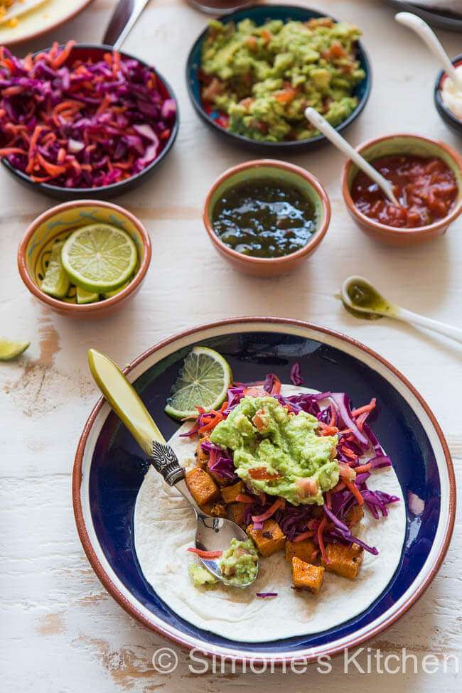 Fajita with roasted sweet potatoes and red cabbage | insimoneskitchen.com