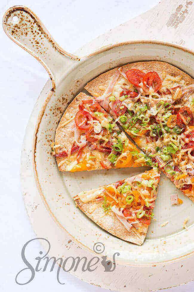 Superfast pizza with tortilla | insimoneskitchen.com 
