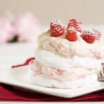 Raspberry meringue from the microwave