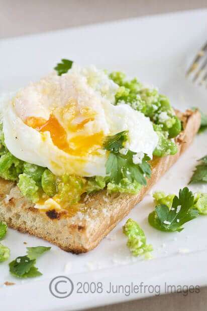 Broad beans on toast
