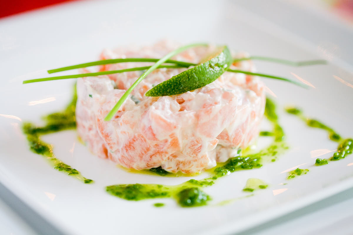 Salmon tartare with creme fraiche