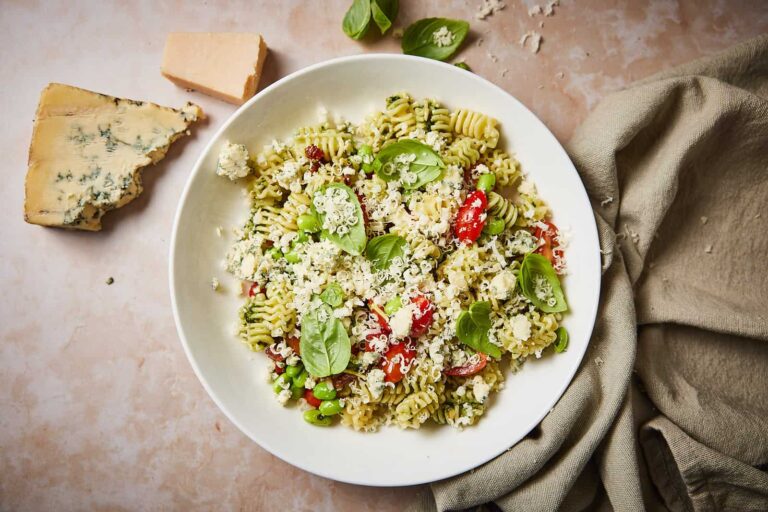Blue cheese pasta salad