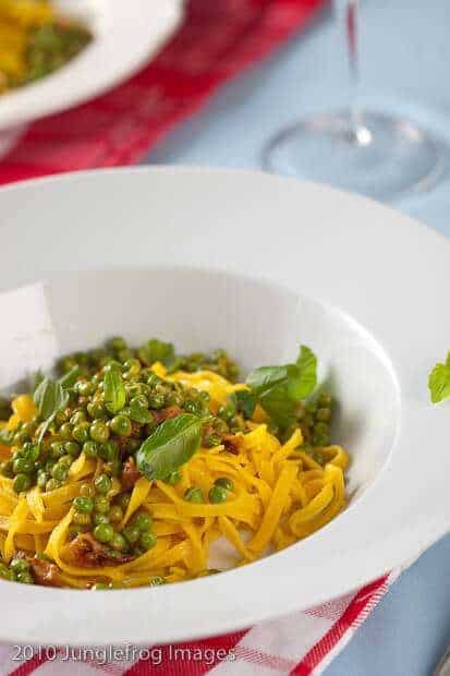 Tagliatelle with saffron