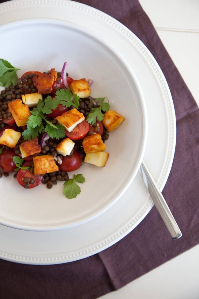 Halloumi and lentil salad