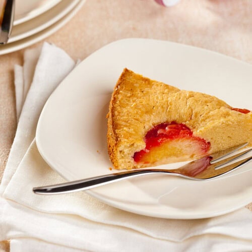 Plum brioche cake