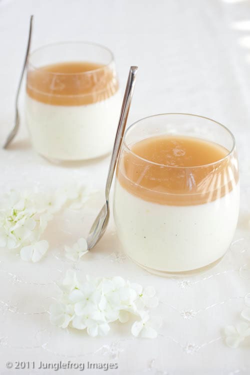 Rhubarb panna cotta