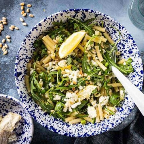 Vegetarian pasta with goat cheese