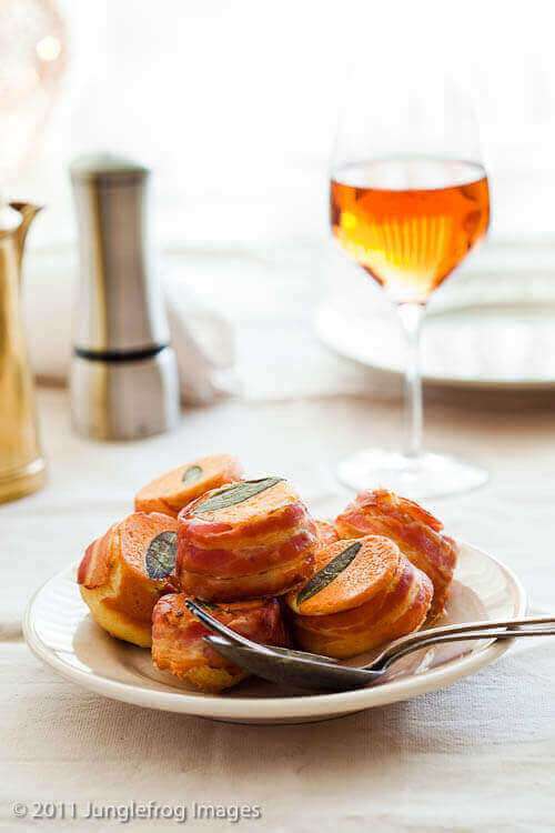 corn cakes with prosciutto and sage