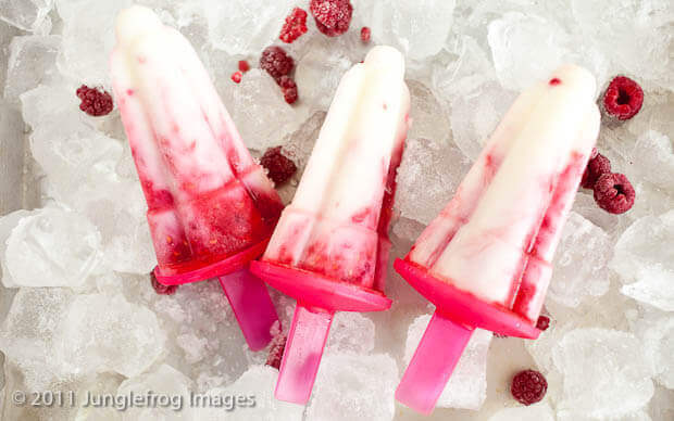 Raspberry and yogurt popsicles