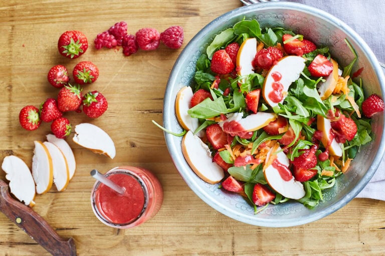 Strawberry salad with chicken