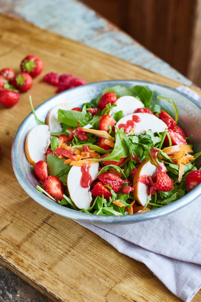 Strawberry salad with chicken