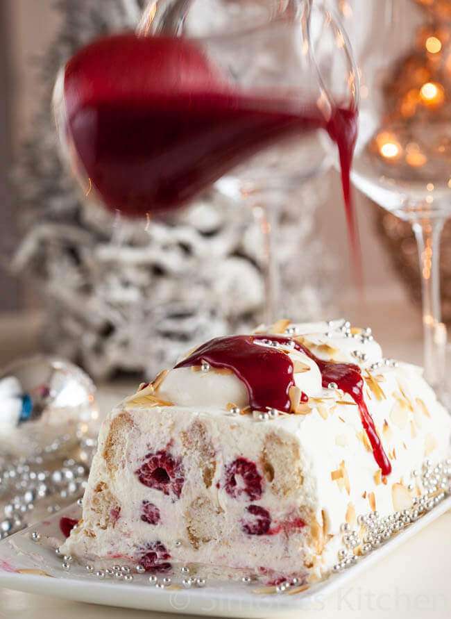 Mascarpone raspberry trifle for christmas dessert | insimoneskitchen.com