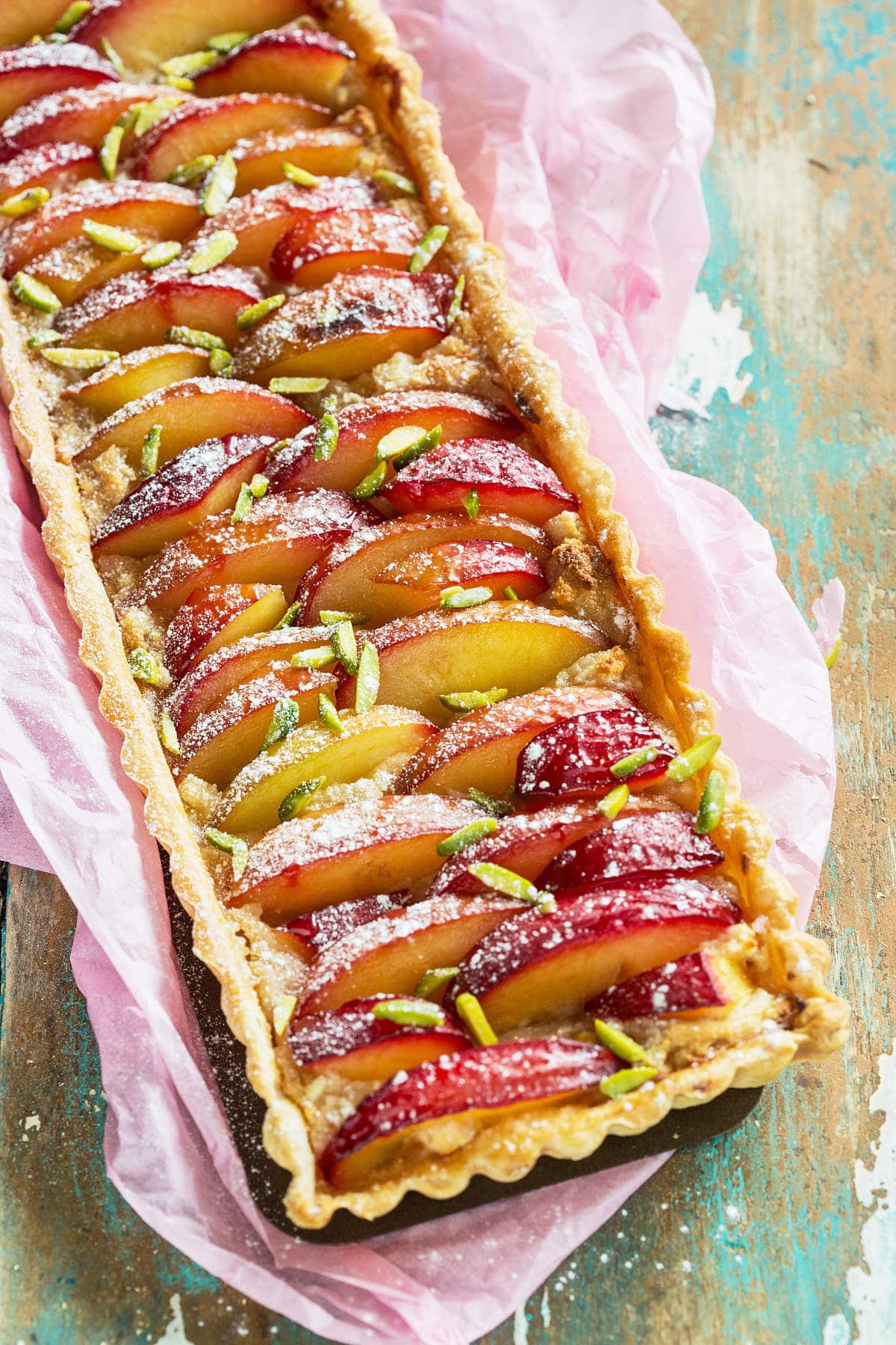 Plum tart with marzipan