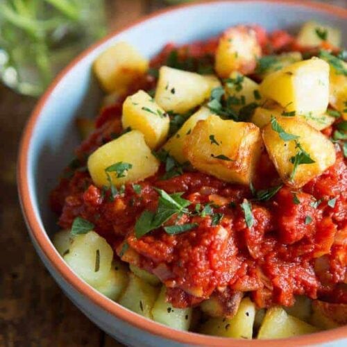 Patatas bravas