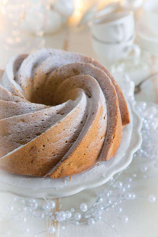 Bundt cake with apple pear compote and anis seeds