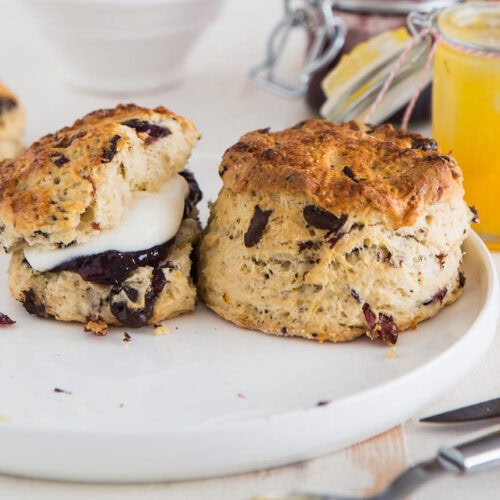 Scones recipe with chocolate and orange
