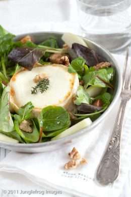 goatcheese salad with pear