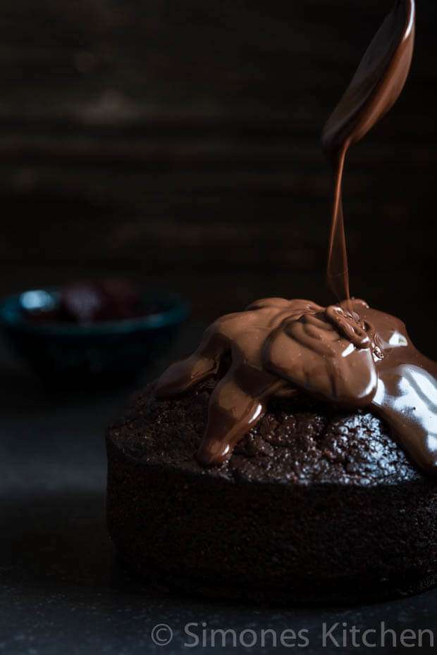 Chocolate beetroot cake | insimoneskitchen.com