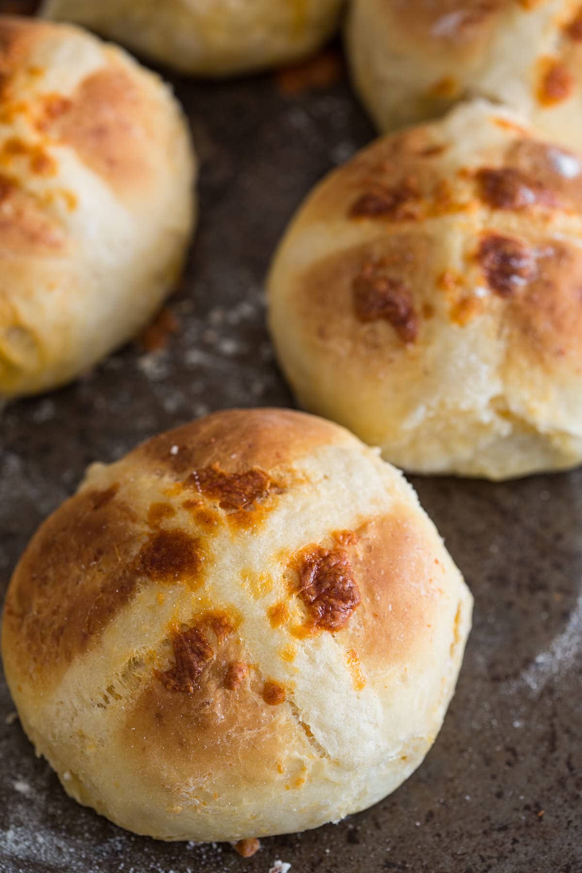 Hot cross buns with cheese