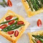 Puff pastry bites with boursin