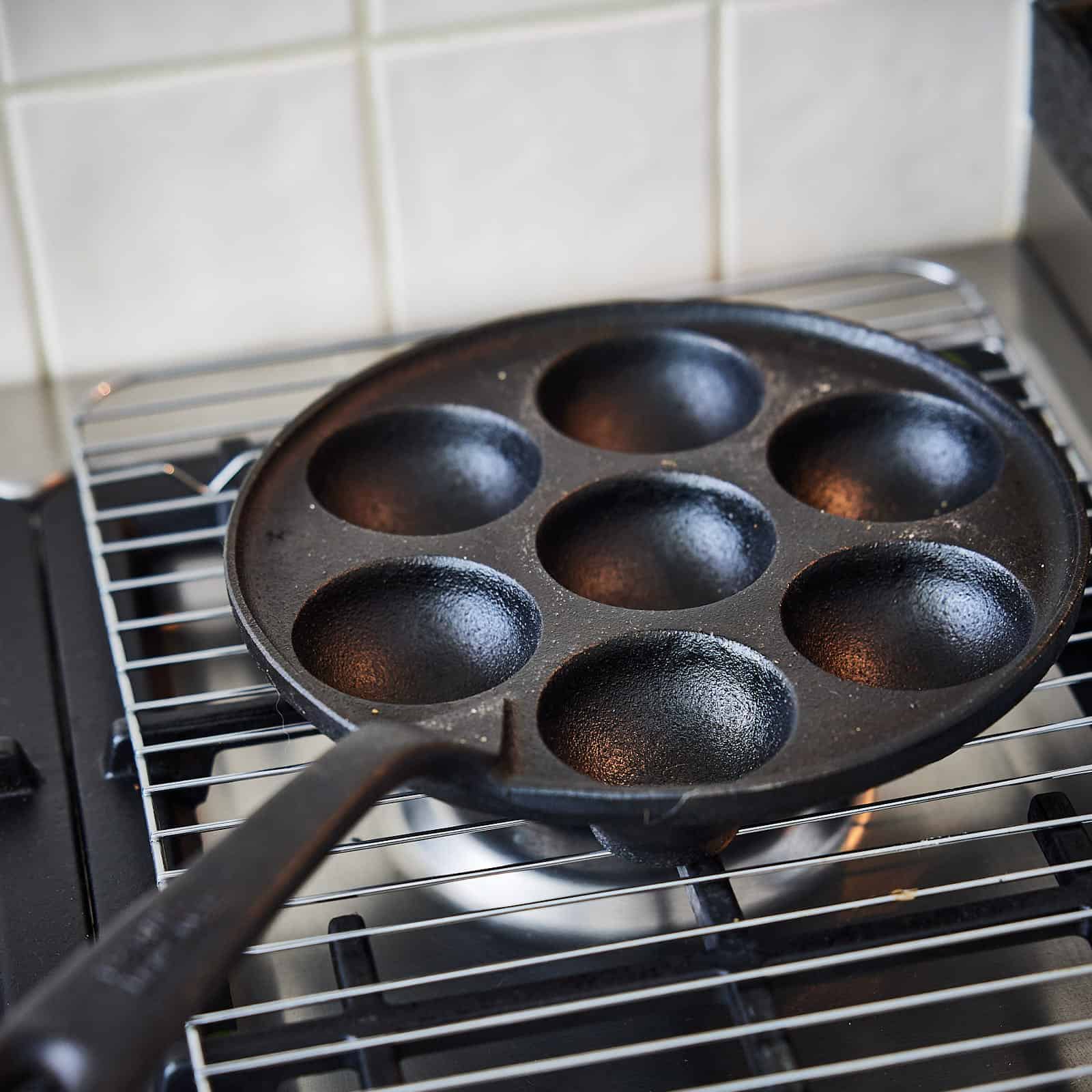Empty aebleskiver pan