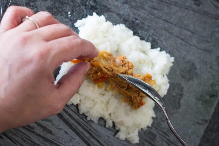 How to make Indonesian lemper