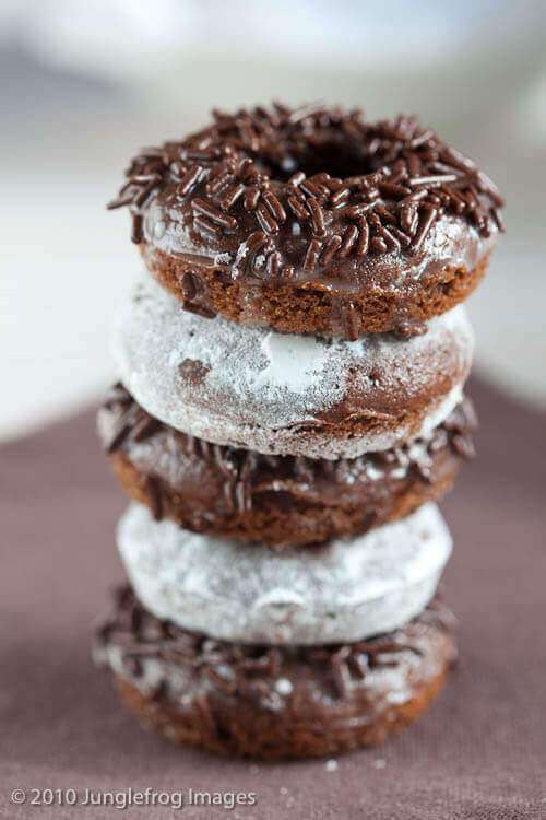 Baked chocolate doughnuts
