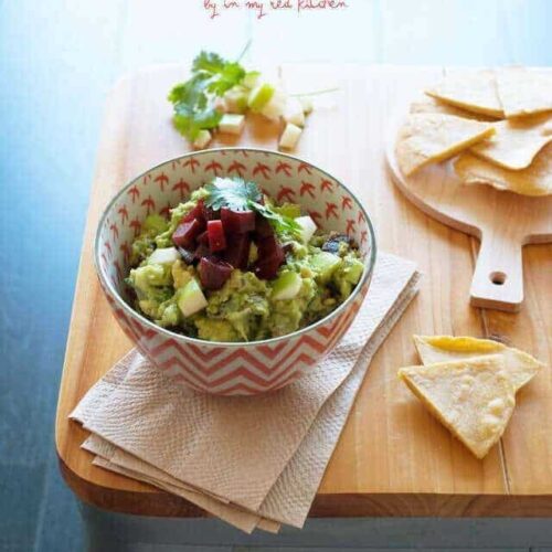 Beet guacamole | insimoneskitchen.com