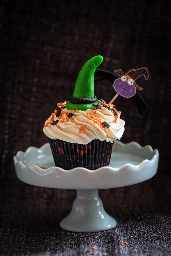 Halloween pumpkin cupcakes