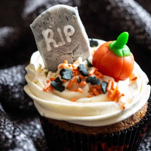 Halloween pumpkin cupcakes
