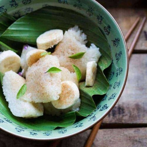 Gestoomde kokos banaan cake | insimoneskitchen.com