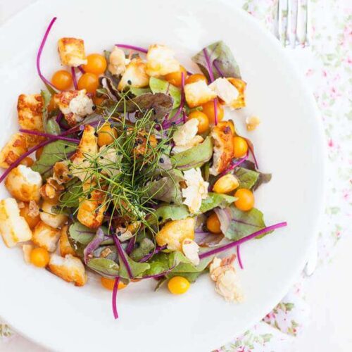 Salade met bietenblad en halloumi | insimoneskitchen.com