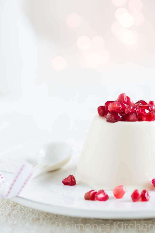 Yogurt pannacotta with pomegranate | insimoneskitchen.com