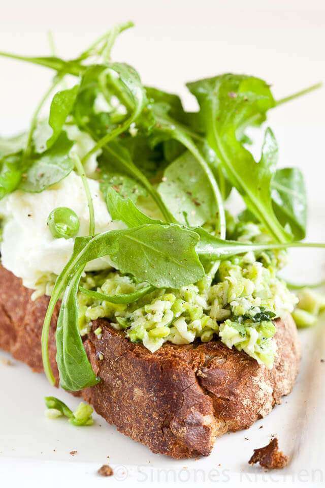 Crostini with a puree of beans by Jamie Oliver | insimoneskitchen.com