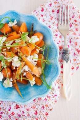 Roasted carrot salad with goatcheese | insimonekitchen.com