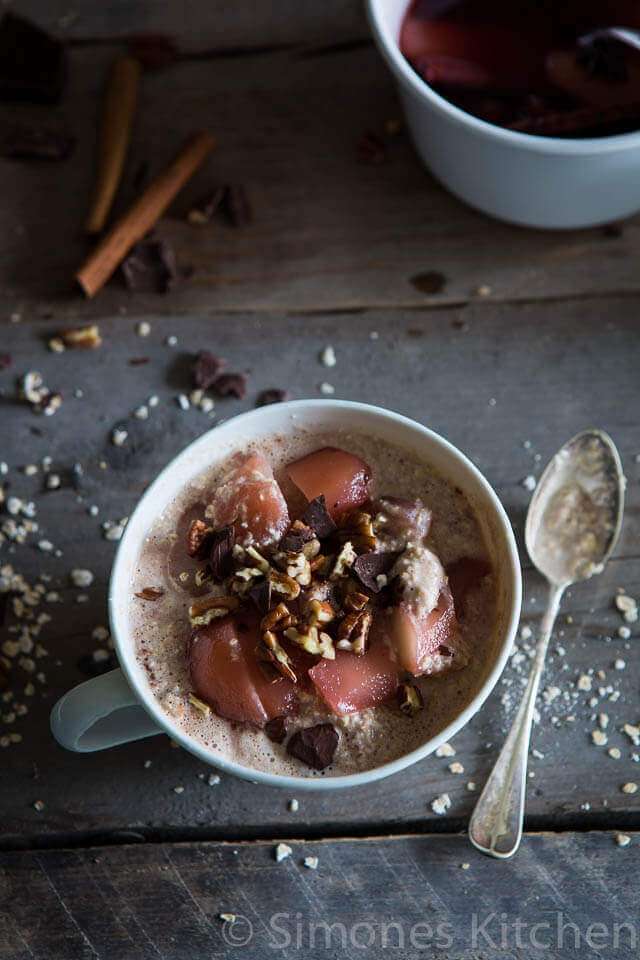 Warm oats with poached pears and cinnamon |insimoneskitchen.com