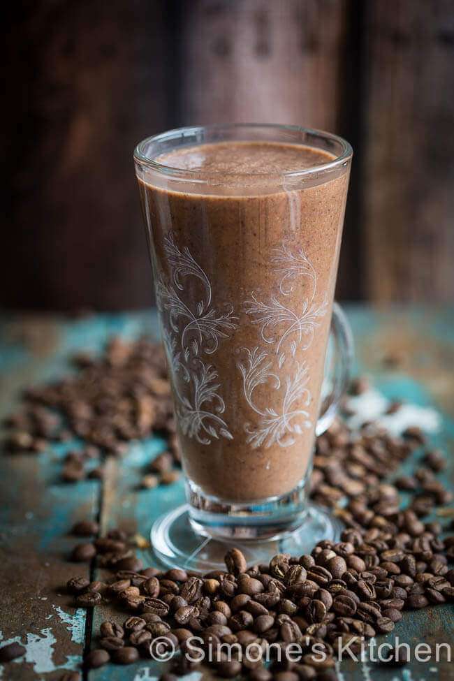 Koffie smoothie met chocola en banaan | insimoneskitchen.com