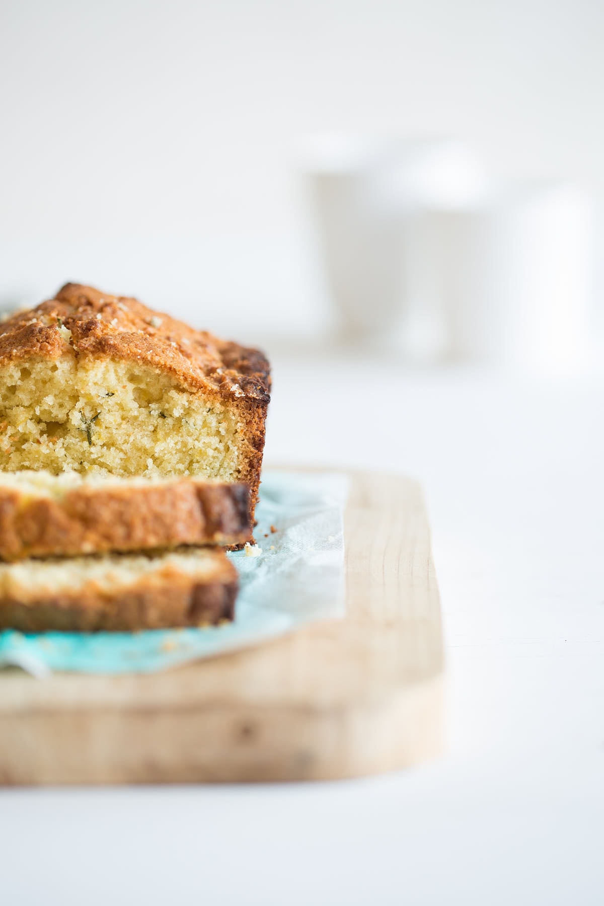 Lemon loaf with thyme