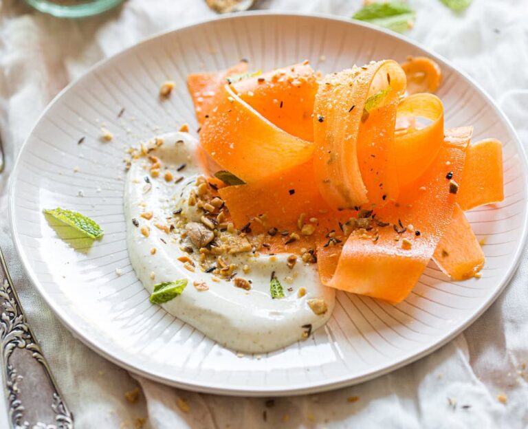 Carrot salad with dukkah