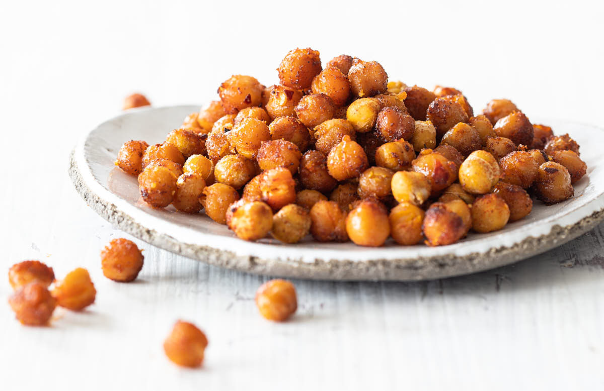 Spicy roasted chickpeas