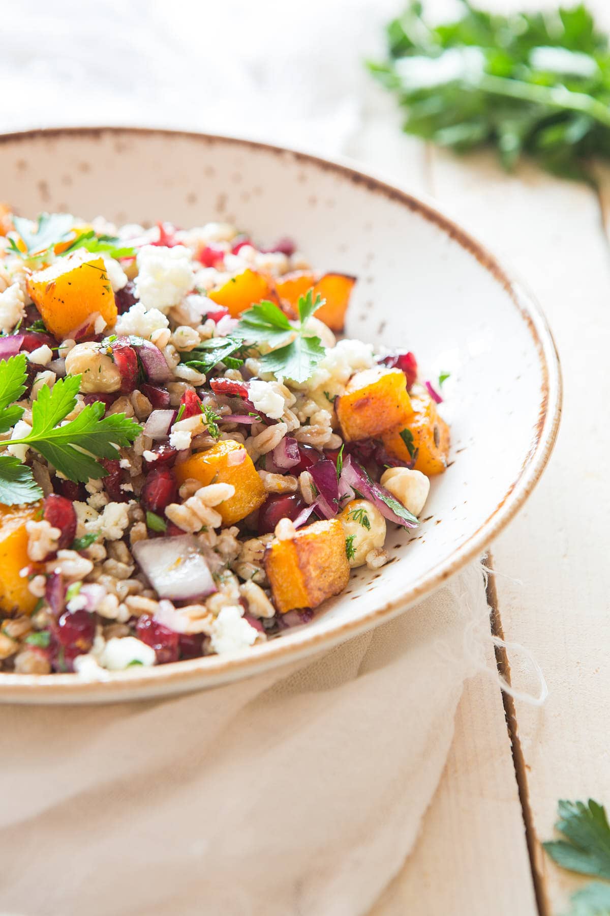 Spelt salad with roasted pumpkin