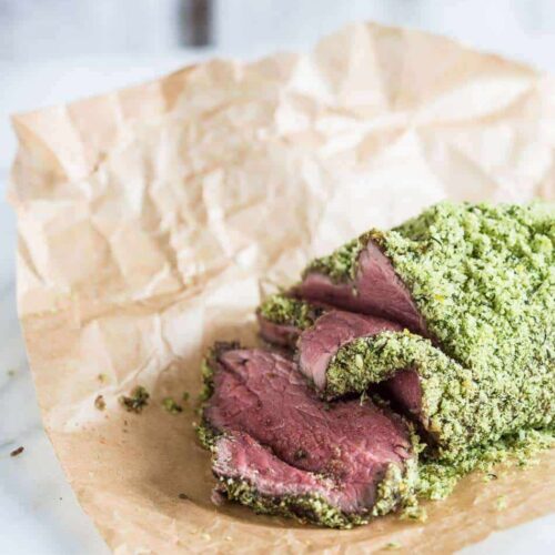 Roastbeef with a herb crust | insimoneskitchen.com
