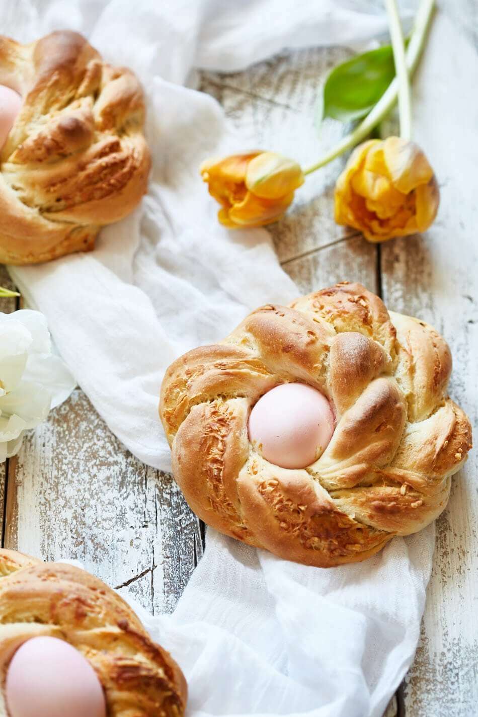 Easter savory bread with cheese and egg | insimoneskitchen.com