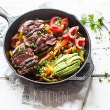 Whole30 approved beef fajitas | insimoneskitchen.com