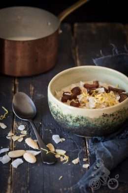 Oats with lemon, dates and nuts | insimoneskitchen.com