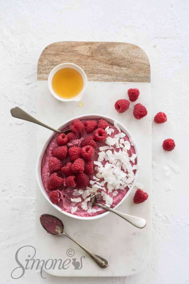 Raspberry coconut mousse | insimoneskitchen.com